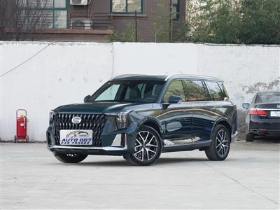 Бензиновий автомобіль Trumpchi GS8